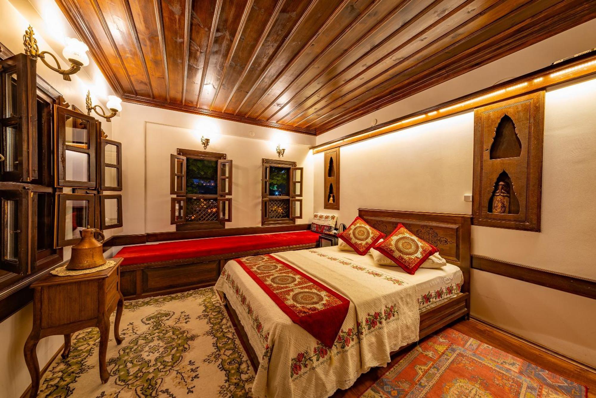 Safranbolu Seyi̇R Konak Otel ภายนอก รูปภาพ