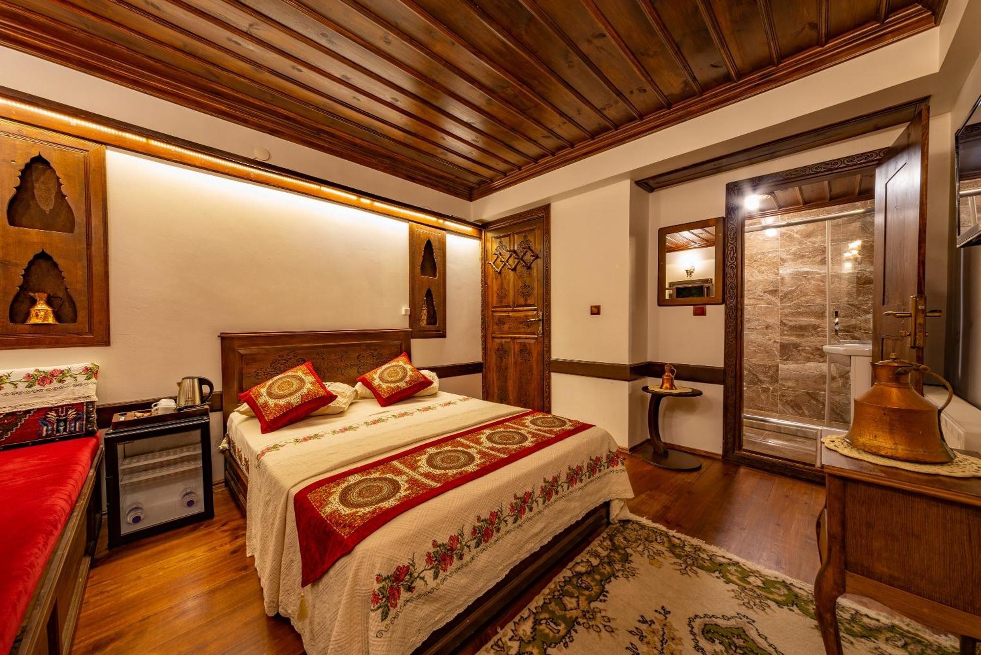 Safranbolu Seyi̇R Konak Otel ภายนอก รูปภาพ