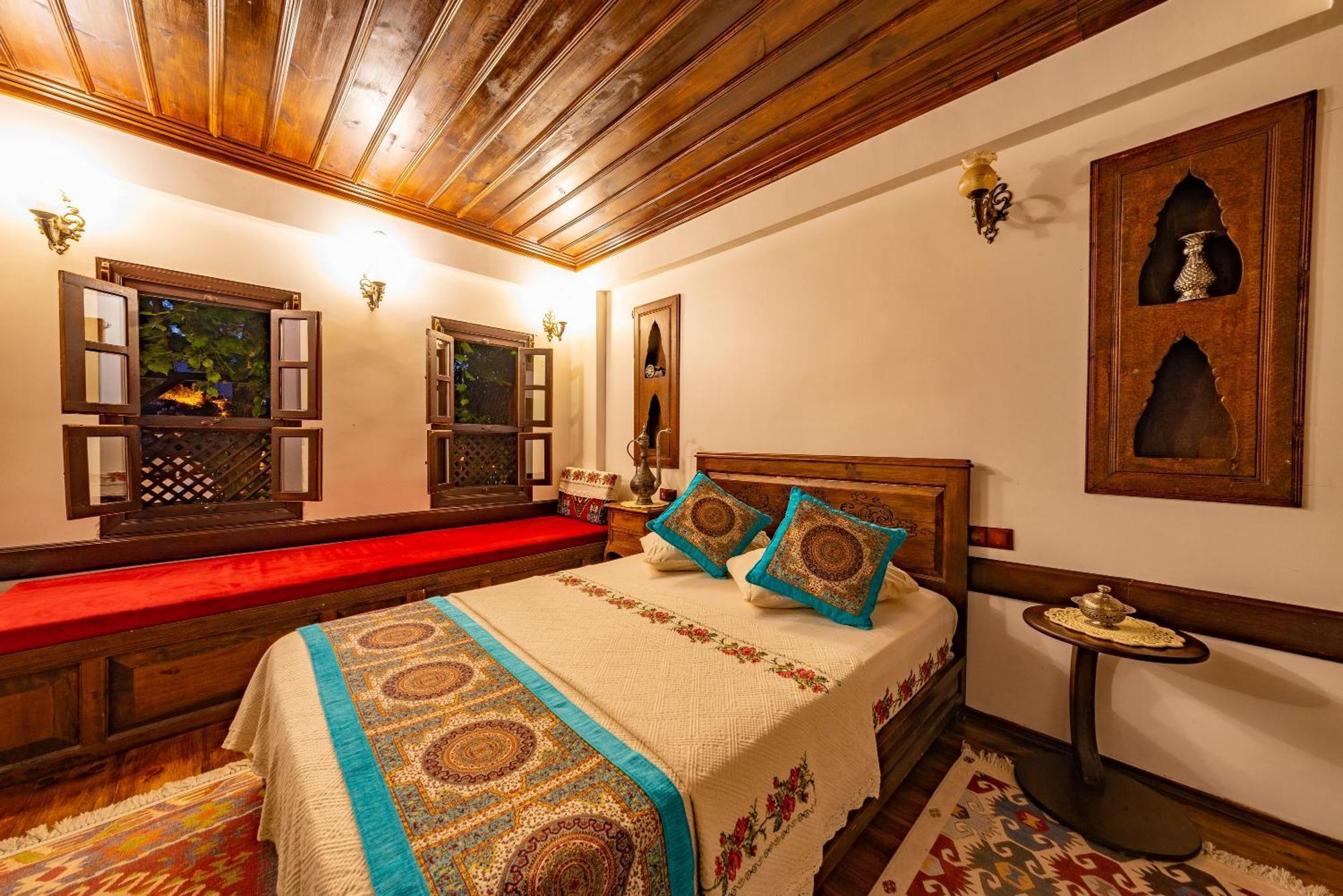 Safranbolu Seyi̇R Konak Otel ภายนอก รูปภาพ