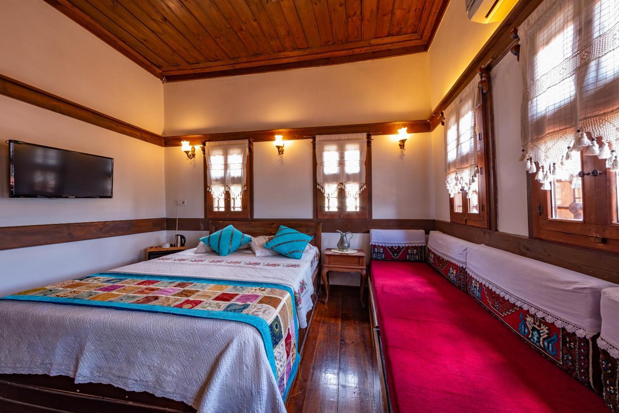 Safranbolu Seyi̇R Konak Otel ภายนอก รูปภาพ